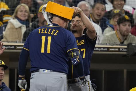 Tellez has 2 homers, Yelich hits 1 in Brewers’ 11-2 win