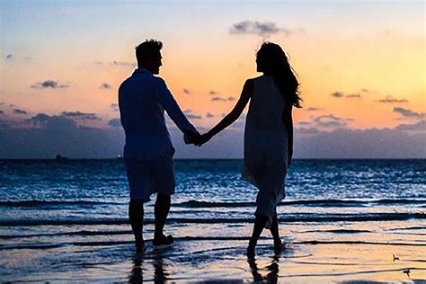 Teman pacar atau pasangan hidup bisa dijadikan.  Perhatikan hal-hal ber...