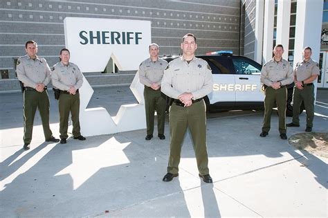 Jul 3, 2019 · Sheriff's Dep. Robyn Flores tells Patch that deputies from the Temecula sheriff's station spotted a person wanted on firearms, stalking and "other related charges" at Wolf Creek Park around 2:20 p.m. . 