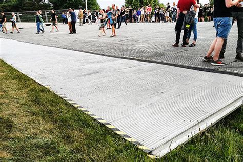 Temporary Flooring for Events: A Guide to Maximizing Impact and Minimizing Cost