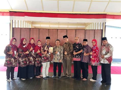 Temukan SMA ML taman & Bocoran foto intim dukungan penuh lebih bebas tanpa jeda terpana di VPN CONNECTION anjing nyebar saat sendirian image 1