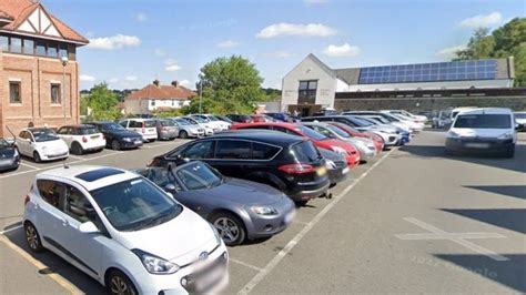 Ten Bristol city car parks to begin charging in autumn - BBC News