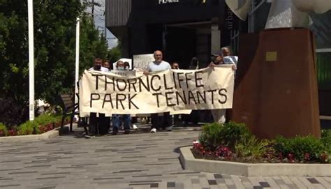 Tenants rally as eviction notices sent to Thorncliffe Park residents on 4-month rent strike