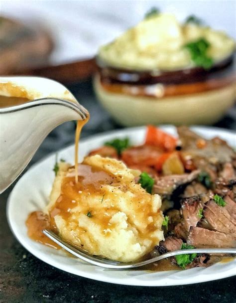 Tender Oven-Braised Pot Roast Sweet Tea & Thyme