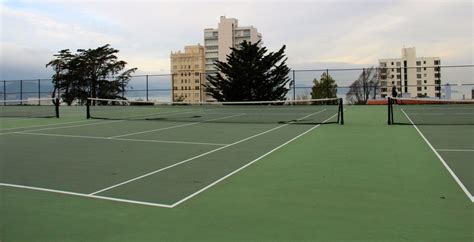 Tennis courts san francisco. Free 3 and 4 hr street parking is available. Hours: 7am-10pm daily. Located in SF's Golden Gate Park, the Lisa & Douglas Goldman Tennis Center is open to the public, featuring … 