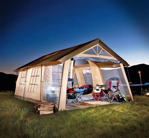 Tenting house. These glamping tents for camping with 12m2 inside floor space feature a practical wall design similar to a house. The design of the outdoor family tent allows adult campers to stand upright and younger people to be more comfortable while using the luxury inflatable camping tent. 