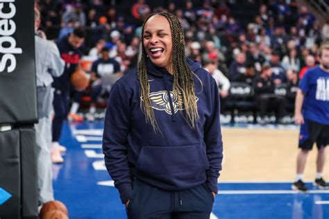 Teresa Weatherspoon finalizing deal with the Chicago Sky to be their next coach, AP source says