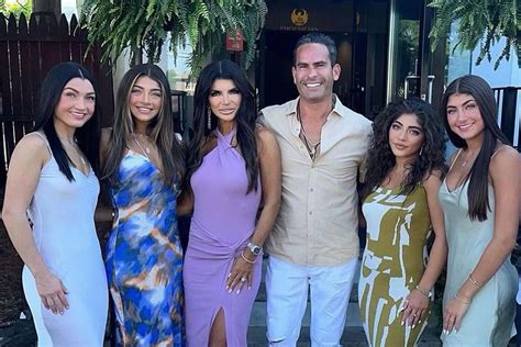 Teresa giudice daughters. Teresa Giudice is a New York Times bestselling author of four cookbooks — “Skinny Italian,” “Fabulicious!,” “Fabulicious! Fast & Fit” and “Fabulicious! On the Grill.” Teresa’s ... 
