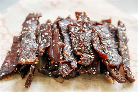 Teriyaki beef jerky. Jack Link's Teriyaki Beef Jerky is the very best of East meets West snacks! Full of flavor, we start with lean cuts of 100% premium beef and simple ingredients like water and salt. We add soy, ginger, and a little onion. Then, we slow cook over hardwood smoke for a signature teriyaki flavor that's a favorite of jerky lovers of … 