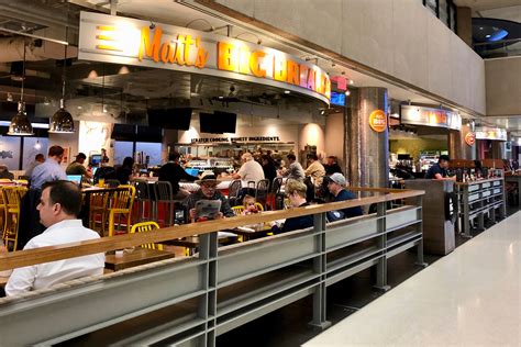 Terminal 4 sky harbor food. Like, just opened in Terminal 3 in January 2019. It’s 7,500 square feet of sunny lounge area adorned in Southwestern-meets-aviation art and yes, there’s a buffet, full coffee and tea service ... 