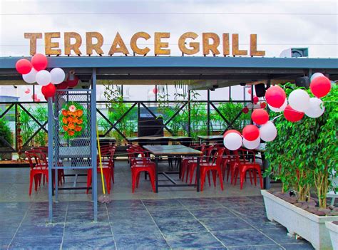 Terrace grill. 299 North Federal Highway, Fort Lauderdale, Florida, USA, 33301. Toll Free:+1-888-236-2427. Fax: +1 954-944-2962. Enjoy the famous Florida sunshine from the modern rooftop restaurant and bar at Element Fort Lauderdale Downtown, located in downtown Fort Lauderdale. 