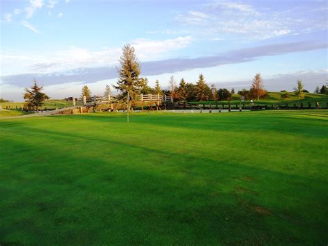 Terrae Pines Golf & Country Club - St. Albert, Alberta, Canada