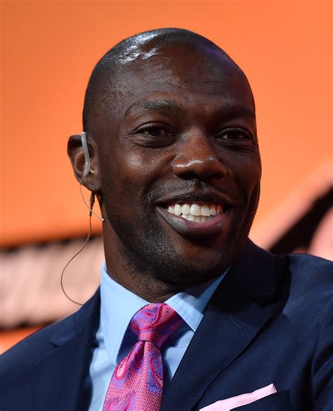 Terrell owens net worth 2022. Terrell has a net worth of $500 thousand after he retired from professional football. During his NFL career, the footballer earned under $67 million in salary and $13 million from endorsements for total career earnings of $80 million. On December 16, 2006, Falcons cornerback DeAngelo Hall claimed Owens spat in his face after a play early in a game. 