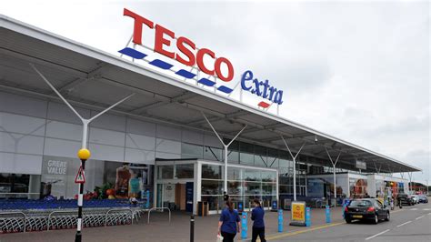  Tesco Esso Express Harrogate Esso Express. Knaresborough Rd. HG2 7HY. Open - Closes at 12:00 AM. Store details. Check stock. View all Harrogate Tesco locations and find your local store. Get information on store opening hours, contact details, facilities and more. . 