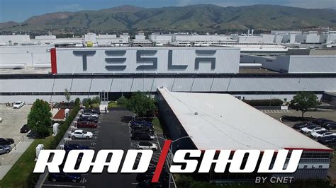 Tesla Fremont Factory Tour - YouTube