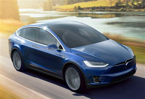 Tesla X 2016 – L