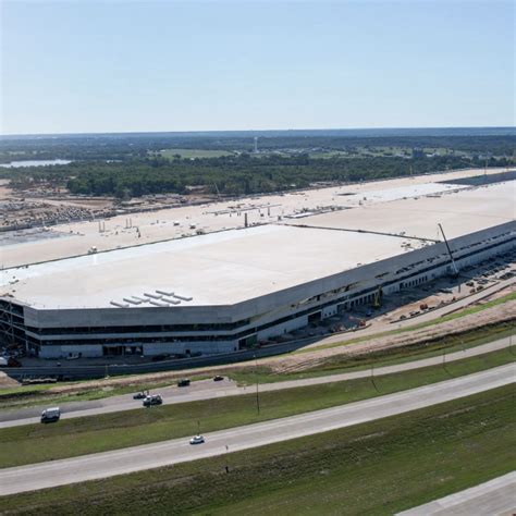 Tesla revs up opening of massive new Austin factory ... - CultureMap Austin