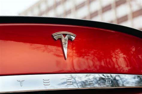 Tesla.earnings. Oct 18, 2023 · Tesla reports earnings today. (Mark R Cristino/Shutterstock) Tesla's third-quarter results are out, and price cuts hurt the electric-car pioneer's profit. 