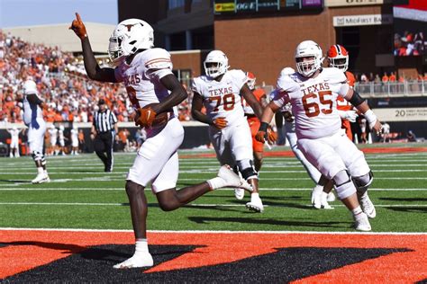 Texas Longhorns offensive line strikes NIL deal with nonalcoholic beer company