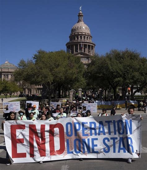 Texas Republicans propose state immigration police force