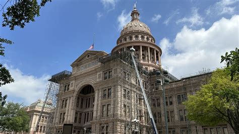 Texas Senate passes revamped school funding bill in last-minute bid to implement voucher program