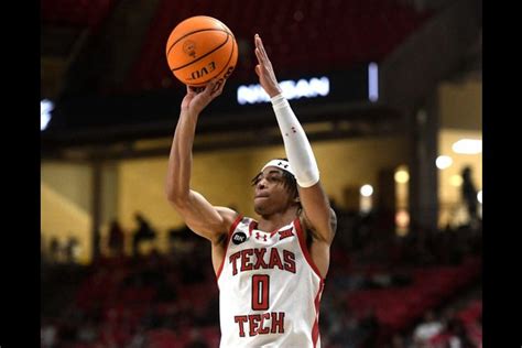 Texas Tech faces Oral Roberts after Walton’s 22-point showing