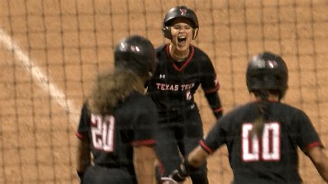 Texas Tech softball hits their 67th homerun of the year to beat Baylor …