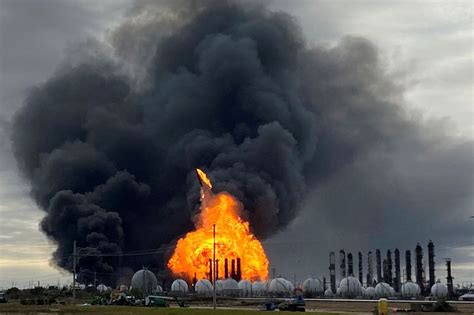 Texas chemical plant explosion. Things To Know About Texas chemical plant explosion. 