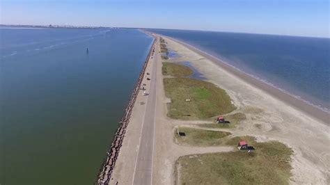 3rd coast fishin travels to the texas city dike to fish some new spots for flounder and end up finding them all around !please be sure to like this video! a.... 