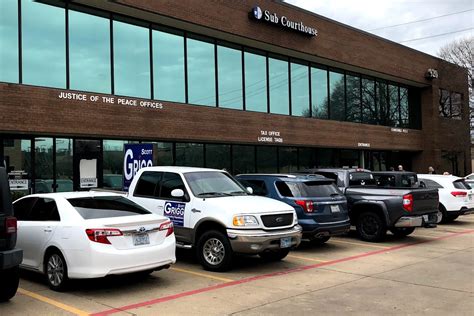Texas Department of Motor Vehicles Regional Service Centers do not accept credit cards; Contact the county tax office for their accepted payment methods; 72-Hour and 144-Hour Permits are only available for commercial vehicles being used in Texas. These types of permits may be obtained online. NOTE: A valid USDOT number is required to obtain .... 