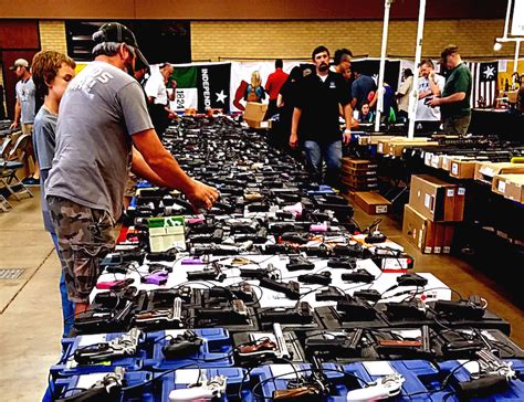 Texas gun shows houston. Registration Laws. The State of Texas does not maintain a registry of firearms. The federal government also does not maintain a general registry of handgun or rifle ownership. However, the National Firearms Act does require that certain types of firearms or other weapons be registered (such as short barreled shot guns, machine guns, silencers ... 