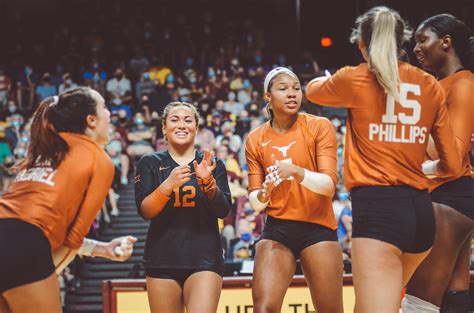 No. 6 Texas Volleyball at TCU. Texas: 13-3 (8-0) | TCU: 12-7 (5-3) Wednesday, Oct. 18 – 6 p.m. Schollmaier Arena | Fort Worth, Texas. THE MATCHUP. The Longhorns head back on the road, traveling to Fort Worth for the first time since the spring of 2021 to face TCU. Texas leads the all-time series with TCU 23-1 and the Longhorns hold a 10-1 .... 