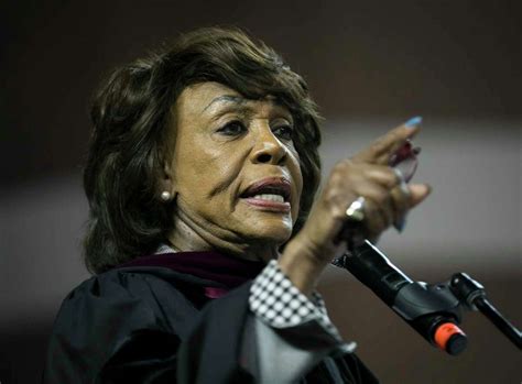 Texas man accused of making death threats towards U.S. Rep. Maxine Waters federally indicted 