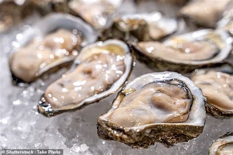 Texas man dies of Vibrio infection after eating raw oysters