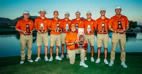 Texas men's golf slides into NCAA tourney field, will try to defend its 2022 title