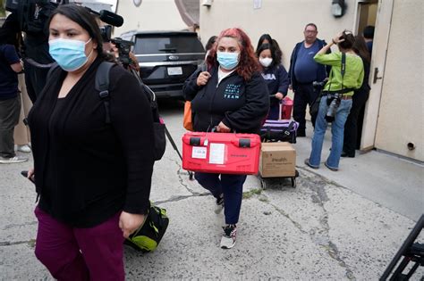Texas migrants bused to Southern California in latest salvo from immigration wars