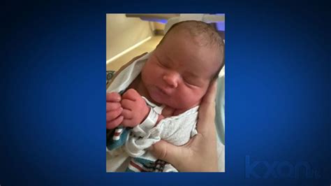 Texas mom gave birth alone in car, now struggling to get daughter's birth certificate