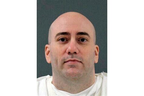Texas prepares for inmate’s execution in hopes that Supreme Court allows it to happen