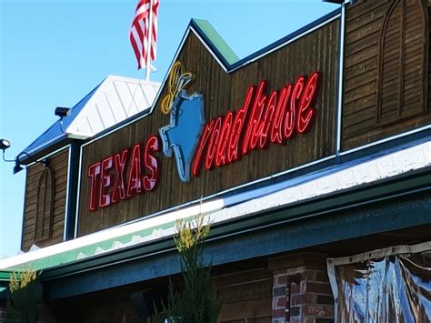 Texas Roadhouse is a legendary steak restaurant serving Ameri