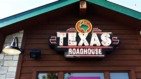Texas Roadhouse is a popular restaurant chai