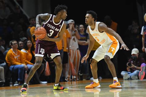 Check back all season long for free college basketball picks at Sports Chat Place. ... Texas A&M-CC Islanders. Over on the Texas A&M-Corpus Christi side, they went 21-10 in the regular season. The .... 