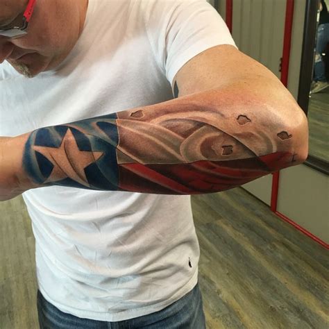 Texas themed sleeve tattoos. So, lets get started and see the most creative half sleeve tattoo ideas for men and women. 112. Cyberpunk Circle done by Nathan at Studio 13 Tattoo, Johnson City TN. Image Source: Reddit.com. 111. Tattoo done by William Quiceno, at abstracto studios, in miami Florida. Image Source: Reddit.com. 110. 