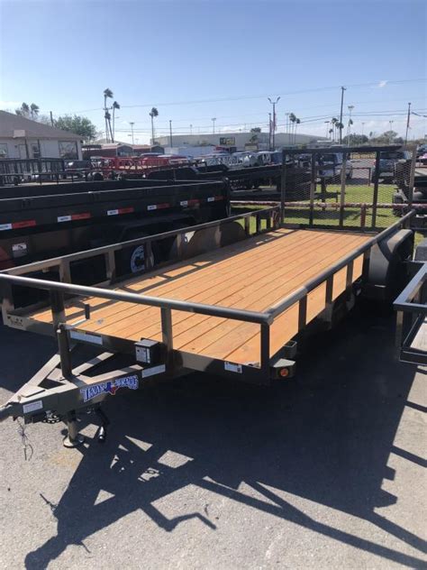 Texas trailers. We’re a family-owned and run company that’s helping other families grow their businesses. We offer a wide variety of trailers that you can use to help grow your business: Dumps, tilts, flatbeds, roll-offs, and car/equipment haulers. Since 1999, we’ve built over 100,000 trailers for the blue collar working people of America. 