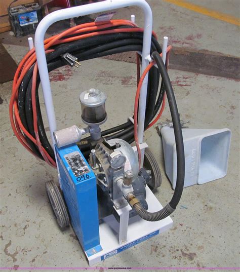 All of our drywall products feature air over hydraulics with controls for turning pumps on and off without electrical wires. Our Hydraulic material piston pump can pump long distances. We offer 60, 90, 150, 300 and 500 gallon tanks. Single tank and one pump or split tank with two pumps. Single pumps spray one type of texture at a time..