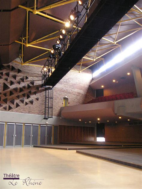 Théâtre Le Rhône - Bourg Les Valence, 26500 - Le Parisien