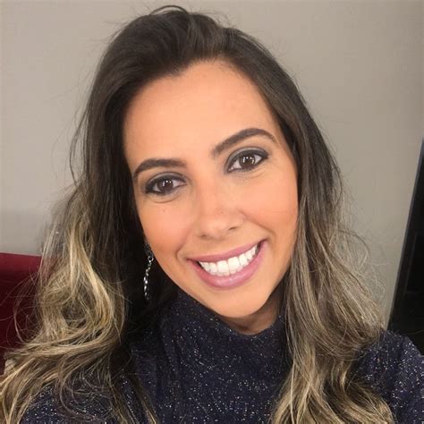 Thaís Pires - YouTube