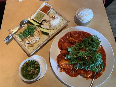 Thai food denver. Feb 17, 2022 ... The trendy LoHi neighborhood continues to grow and Daughter Thai & Bar is the perfect modern Thai restaurant that we needed to add to Denver ... 