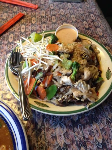 Thai in eugene. Nov 19, 2020 · Sabai Cafe & Bar. Unclaimed. Review. Save. Share. 549 reviews #1 of 362 Restaurants in Eugene $$ - $$$ Asian Thai Vegetarian Friendly. 27 Oakway Ctr, Eugene, OR 97401-5623 +1 541-654-5424 Website. Closed now : See all hours. 