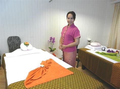 Thai massage Pang