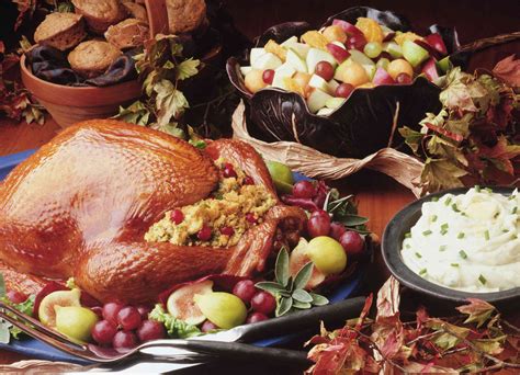 Thankgiving food. Serve a classic Thanksgiving menu featuring traditional holiday recipes, like turkey with stuffing, green bean casserole and pumpkin pie, from Food Network. 